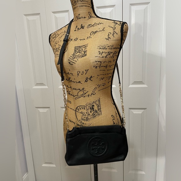 Tory Burch Bombe Black Leather Crossbody with Gold Chain Accents - Picture 12 of 14